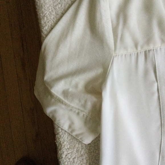 NWT J.Crew Seamed Panel Tee Ivory Shirt Sleeve Mixed Media - Sz Medium - Picture 7 of 13